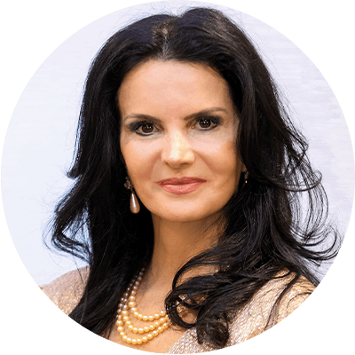 Foto da autora Thaisa Clapham