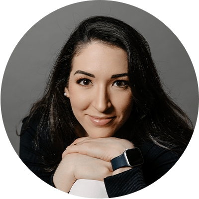 Foto da autora Marina Cyrino Leonel