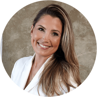 Foto da autora Luciana Deretti