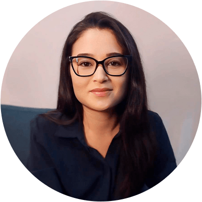 Foto da autora Eveline Arakawa