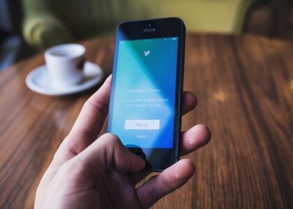 Post Como otimizar seu Twitter em 5 passos: as vantagens da rede social para os escritores