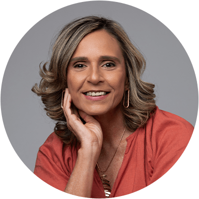 Foto da autora Ju Scharth