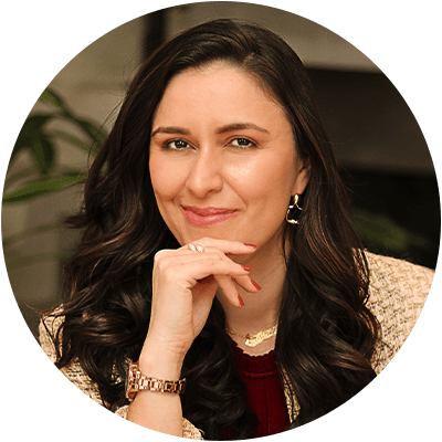 Foto da autora Adriana Miranda