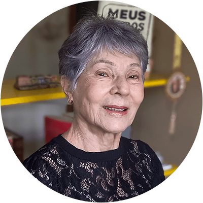 Foto da autora Tânia Colares